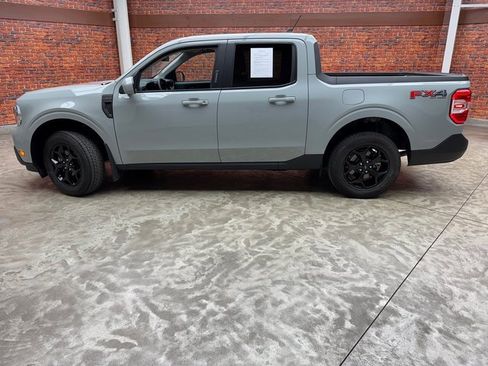 Used 2023 Ford Maverick Lariat w/ Lariat Luxury Package image 2