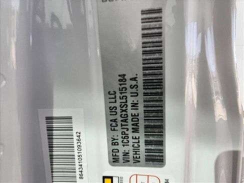 New 2025 Jeep Gladiator Sport image 16