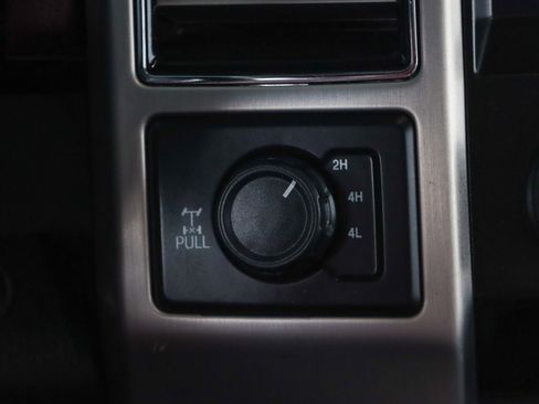 Used 2019 Ford F250 Platinum w/ Platinum Ultimate Package image 22