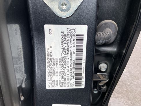 Used 2025 Honda Civic Sport image 36