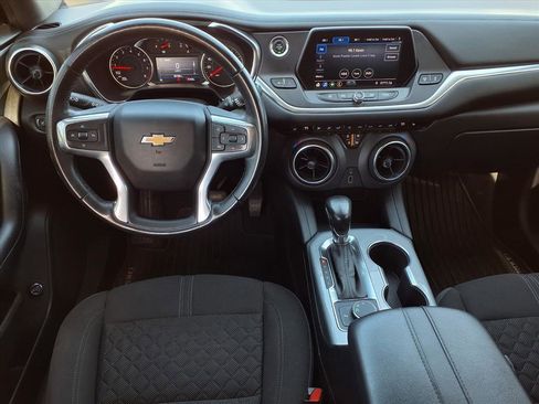 Used 2020 Chevrolet Blazer LT image 12
