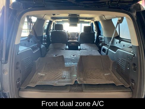 Used 2019 GMC Yukon XL Denali w/ Denali Ultimate Package AWD/4WD image 22