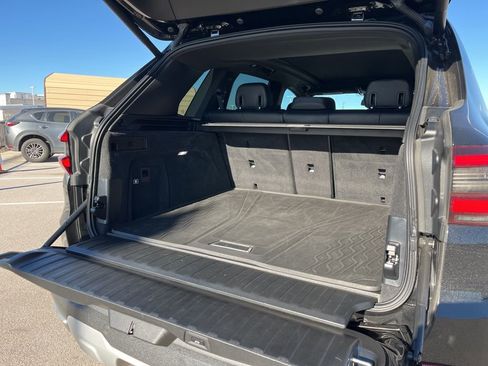 Used 2022 BMW X5 sDrive40i w/ Luxury Seating Package image 10