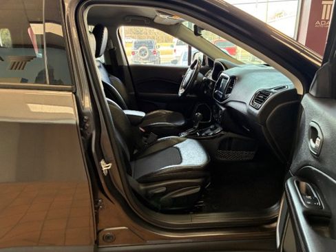 Used 2018 Jeep Compass Latitude w/ Popular Equipment Group image 31