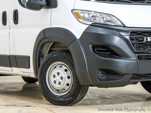 Used 2023 RAM ProMaster 2500 FWD image 3