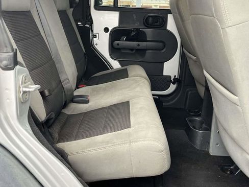 Used 2010 Jeep Wrangler Unlimited Sport image 20