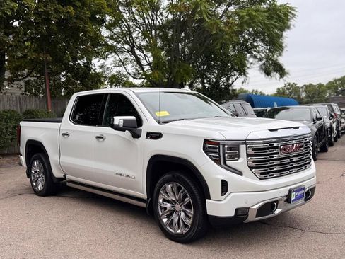 Used 2023 GMC Sierra 1500 Denali AWD/4WD image 8