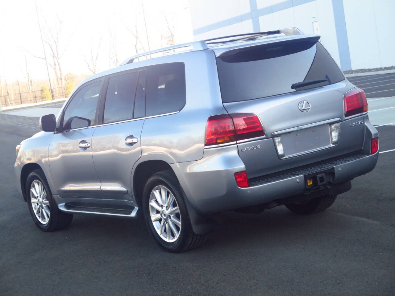 Used 2008 Lexus LX 570 4WD w/ Technology Pkg image 34
