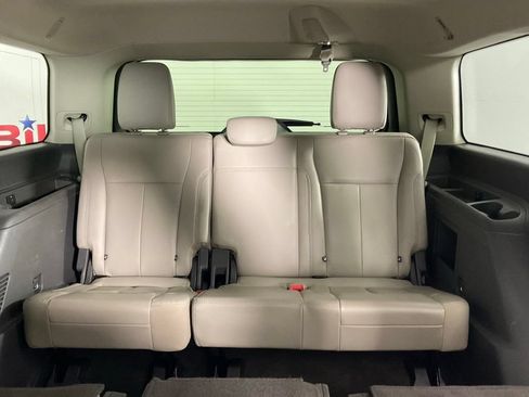 Certified 2021 Ford Expedition XLT RWD image 16