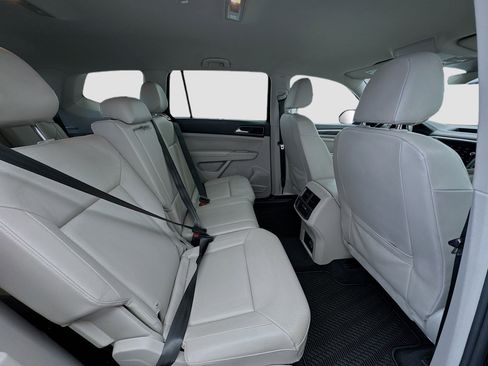 Used 2018 Volkswagen Atlas SE image 19