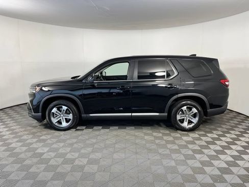 Used 2023 Honda Pilot EX-L image 4