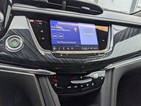 Used 2023 Cadillac XT6 Premium Luxury w/ Technology Package image 19