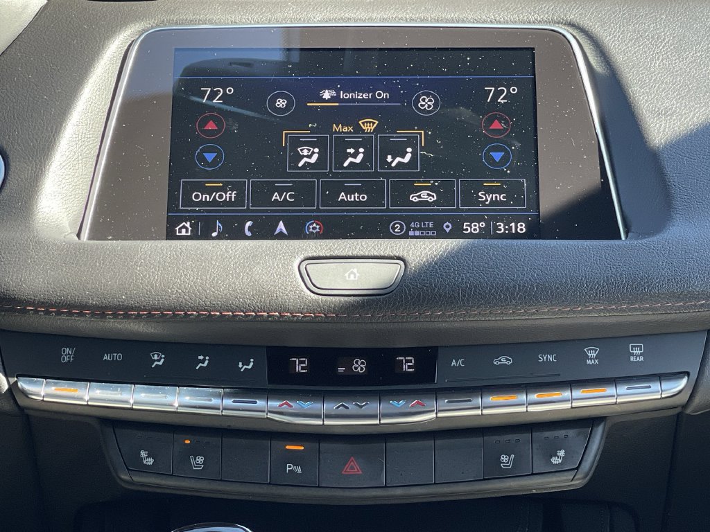 Used 2022 Cadillac XT4 Sport AWD/4WD image 36