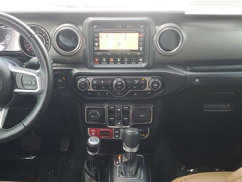 Used 2022 Jeep Gladiator Rubicon w/ LED Lighting Group image 17