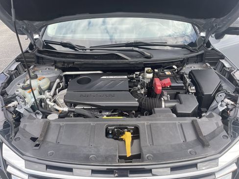 Used 2024 Nissan Rogue Platinum AWD/4WD image 30