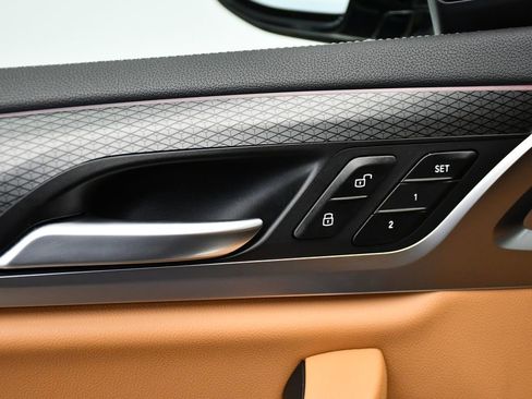 Used 2022 BMW X3 M40i w/ Premium Package image 34