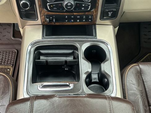 Used 2018 RAM 2500 Longhorn AWD/4WD image 19