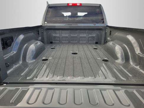 New 2026 RAM 2500 Big Horn AWD/4WD image 7