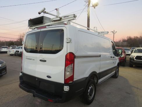 Used 2017 Ford Transit 250 130 Low Roof RWD image 5