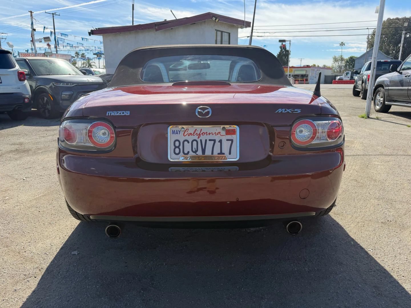 Used 2006 MAZDA MX-5 Miata Grand Touring RWD image 7