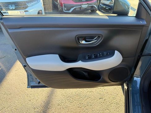 Certified 2023 Honda HR-V LX image 14