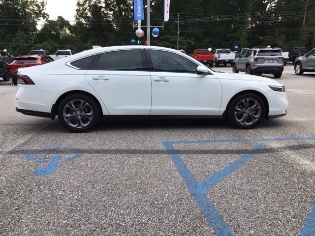 Used 2024 Honda Accord EX image 3