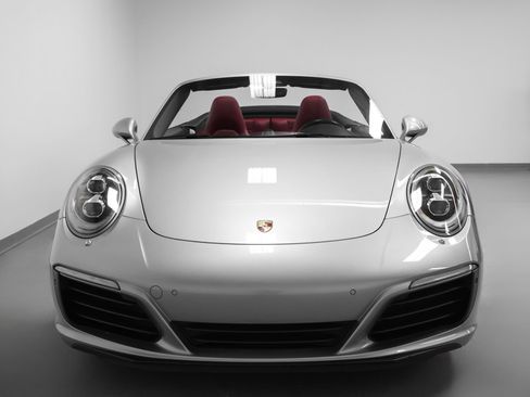Certified 2017 Porsche 911 Carrera 4S AWD/4WD image 10