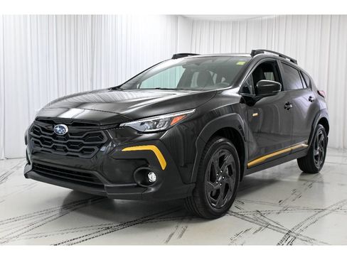 Used 2025 Subaru Crosstrek 2.5i Sport w/ Crosstrek Mirror Package image 4