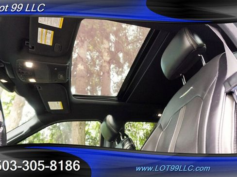 Used 2017 Ford F150 Platinum w/ Equipment Group 701A Luxury AWD/4WD image 3