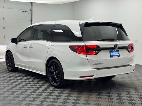 Used 2023 Honda Odyssey Sport image 10