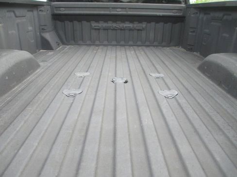 Used 2024 GMC Sierra 2500 Denali Ultimate image 9