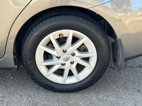 Used 2012 Toyota Prius V Two image 10