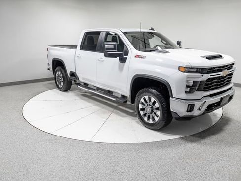 Used 2024 Chevrolet Silverado 2500 LT w/ All Star Edition image 30