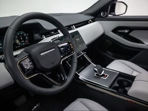 New 2026 Land Rover Range Rover Evoque S image 17