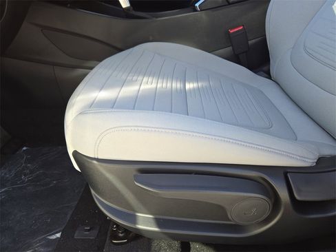 New 2026 Hyundai Santa Cruz SE image 25