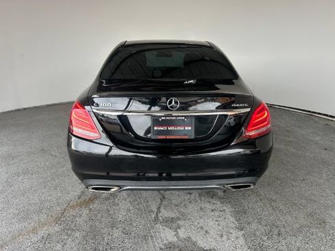 Used 2017 Mercedes-Benz C 300 4MATIC Sedan image 5