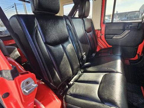 Used 2013 Jeep Wrangler Unlimited Sahara AWD/4WD image 34