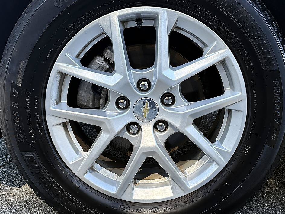 Certified 2024 Chevrolet Equinox LS w/ Driver Confidence II Package FWD image 6
