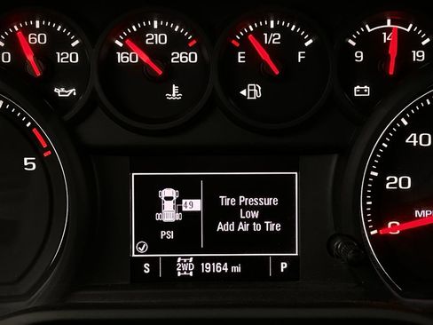 Used 2025 Chevrolet Silverado 3500 W/T image 15