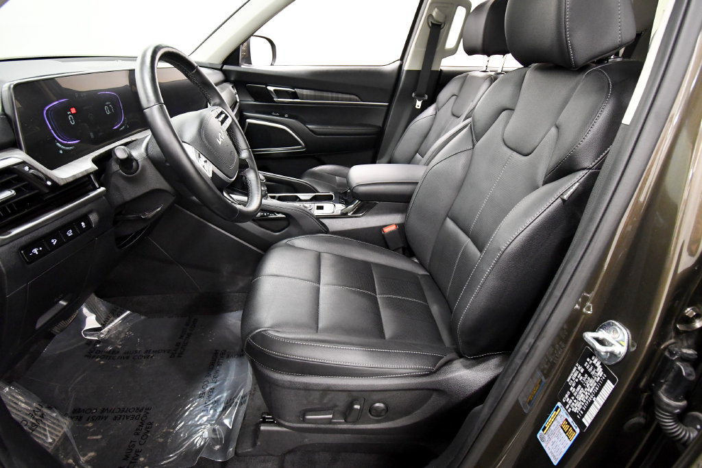 Certified 2025 Kia Telluride EX X-Line AWD/4WD image 14