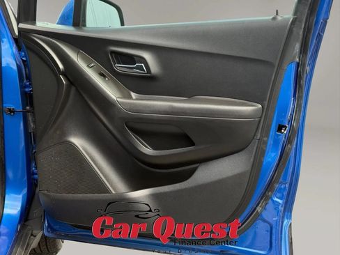 Used 2016 Chevrolet Trax LS w/ LPO, Cargo Package AWD/4WD image 19