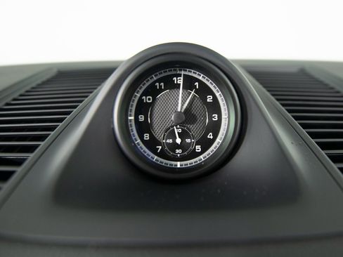 New 2026 Porsche Macan S image 25