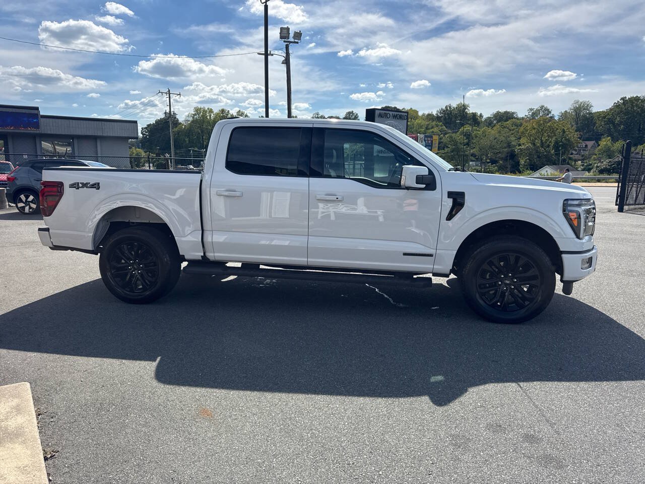 Used 2024 Ford F150 Lariat w/ Equipment Group 502A High AWD/4WD image 9