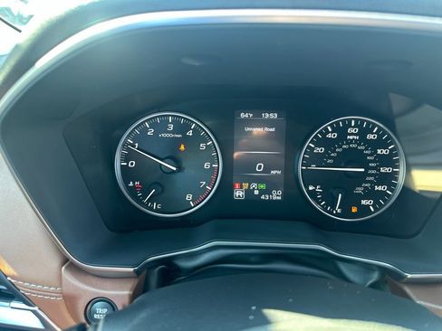 Used 2025 Subaru Outback Touring XT image 32