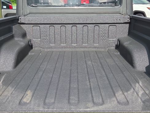 Certified 2023 Jeep Gladiator Sport w/ Trailer Tow Package AWD/4WD image 29