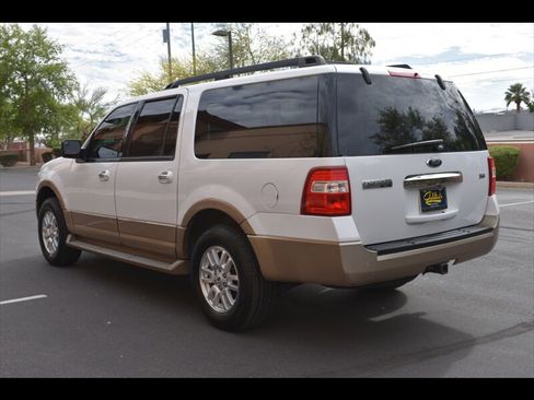 Used 2013 Ford Expedition EL XLT image 6