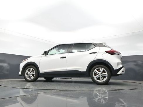 Used 2021 Nissan Kicks S FWD image 24