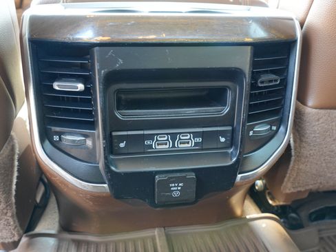 Used 2023 RAM 2500 Laramie AWD/4WD image 25