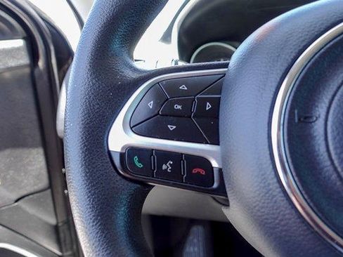 Used 2019 Jeep Compass Sport FWD image 15