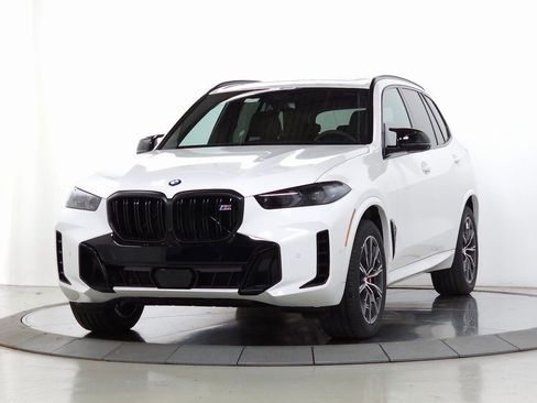 Used 2026 BMW X5 M60i image 3
